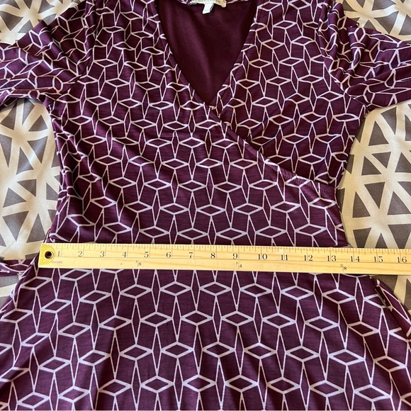 41 Hawthorn Purple Geometric Printed 3/4 Sleeve V‎ Neck Faux Wrap Dress Size S - Picture 11 of 12